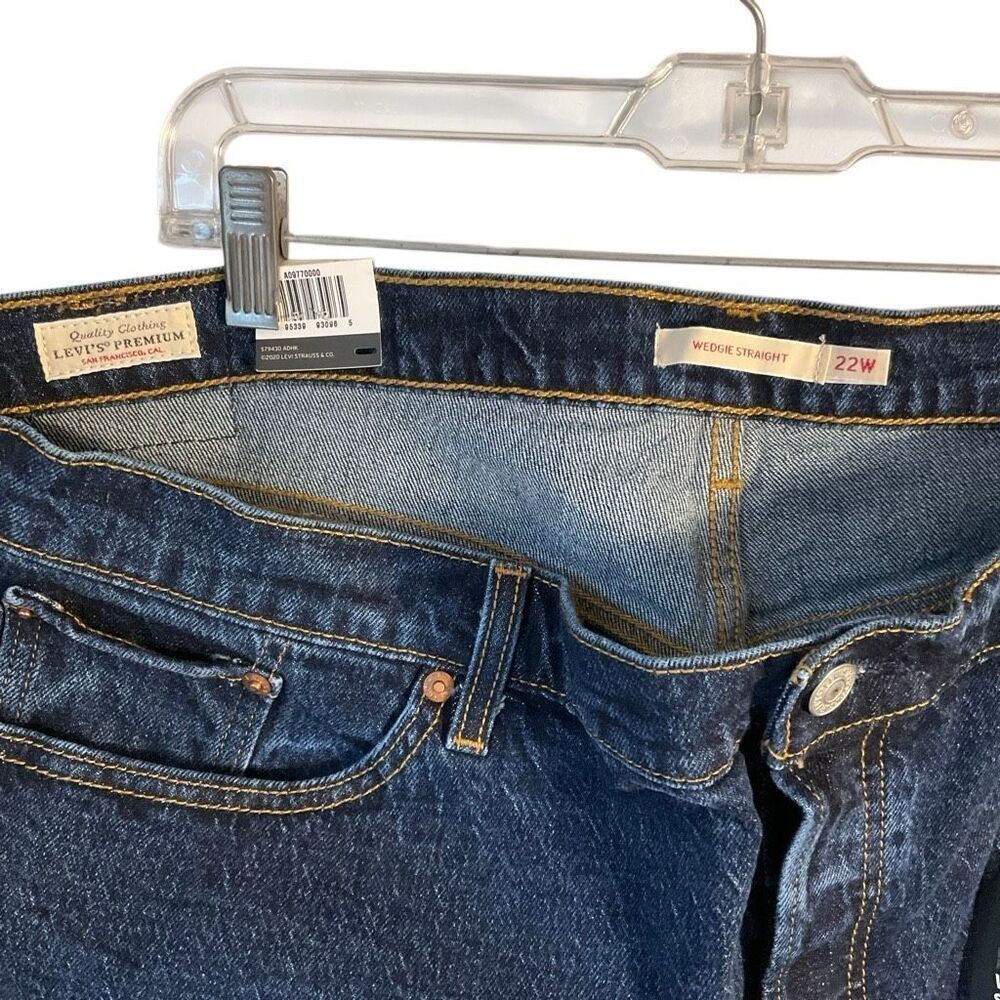 Levi’s Wedgie Straight High Rise 5 Pocket Button Fly, 22W. Plus Size - Picture 7 of 14